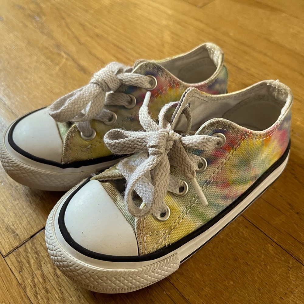 Tie-dye Converse Sneakers